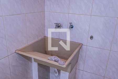 Casa à venda com 56m², 2 quartos e 1 vaga Casa à venda com 56m², 2 quartos e 1 vagaÁrea de Serviço