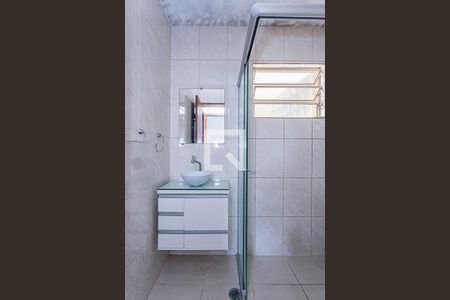 Casa à venda com 56m², 2 quartos e 1 vaga Casa à venda com 56m², 2 quartos e 1 vagaBanheiro