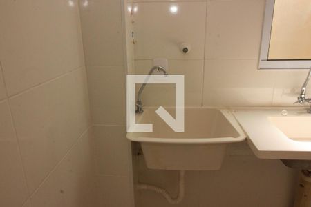 Apartamento à venda com 40m², 2 quartos e 1 vaga Apartamento à venda com 40m², 2 quartos e 1 vagaCozinha e Área de Serviço