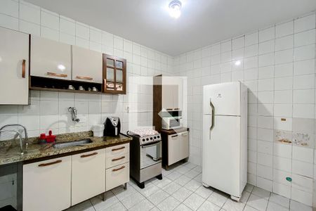Casa para alugar com 70m², 1 quarto e 2 vagasCozinha