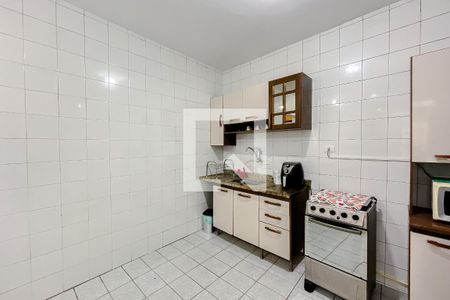 Casa para alugar com 70m², 1 quarto e 2 vagasCozinha