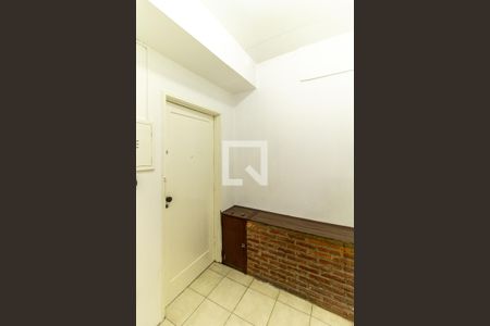 Entrada de apartamento para alugar com 1 quarto, 80m² em Vila Buarque, São Paulo