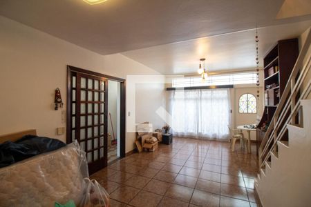 Sala de casa à venda com 3 quartos, 146m² em Vila Gertrudes, São Paulo