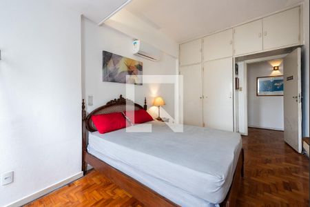 Quarto 1 de apartamento para alugar com 2 quartos, 127m² em Boqueirão, Santos