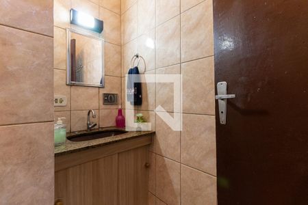 Casa à venda com 155m², 3 quartos e 2 vagasBanheiro