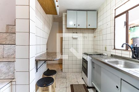 Casa à venda com 155m², 3 quartos e 2 vagasCozinha da Edícula 