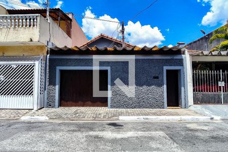 Casa à venda com 155m², 3 quartos e 2 vagasFachada