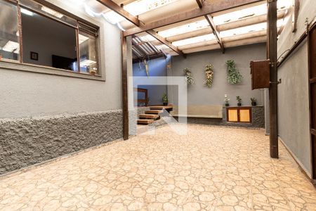 Casa à venda com 155m², 3 quartos e 2 vagasGaragem 