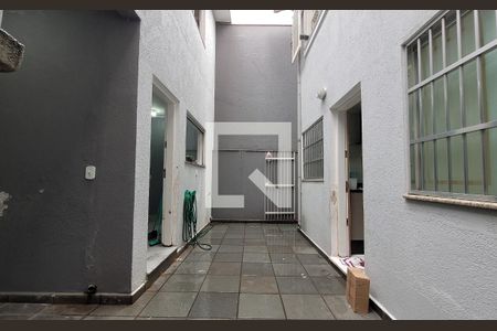 Casa à venda com 188m², 3 quartos e 3 vagas Casa à venda com 188m², 3 quartos e 3 vagasQuintal