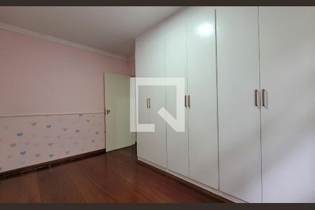 Casa à venda com 188m², 3 quartos e 3 vagas Casa à venda com 188m², 3 quartos e 3 vagasQuarto 2