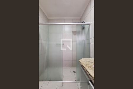 Casa à venda com 188m², 3 quartos e 3 vagas Casa à venda com 188m², 3 quartos e 3 vagasBanheiro da suíte