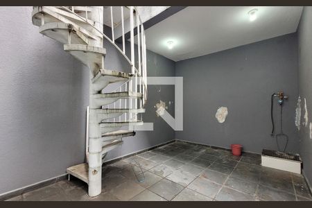 Casa à venda com 188m², 3 quartos e 3 vagas Casa à venda com 188m², 3 quartos e 3 vagasQuintal