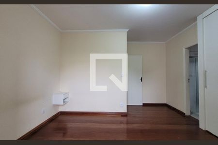 Casa à venda com 188m², 3 quartos e 3 vagas Casa à venda com 188m², 3 quartos e 3 vagasSuíte