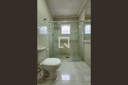 Casa à venda com 188m², 3 quartos e 3 vagas Casa à venda com 188m², 3 quartos e 3 vagasBanheiro