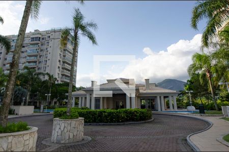 Apartamento à venda com 90m², 3 quartos e 1 vaga Apartamento à venda com 90m², 3 quartos e 1 vagaÁrea comum - Salão de festas