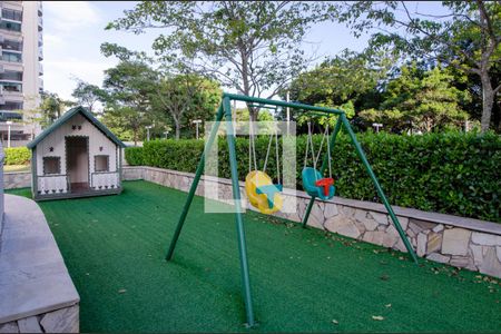 Apartamento à venda com 90m², 3 quartos e 1 vaga Apartamento à venda com 90m², 3 quartos e 1 vagaÁrea comum - Playground