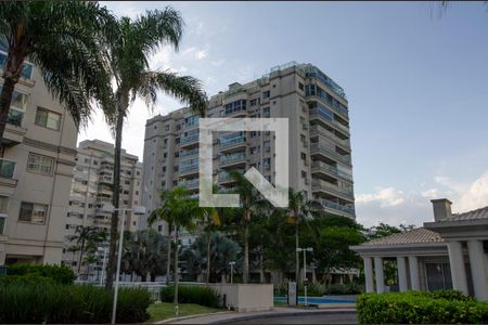 Apartamento à venda com 90m², 3 quartos e 1 vaga Apartamento à venda com 90m², 3 quartos e 1 vagaFachada do bloco