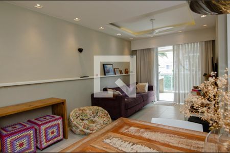 Sala de apartamento para alugar com 3 quartos, 90m² em Barra da Tijuca, Rio de Janeiro