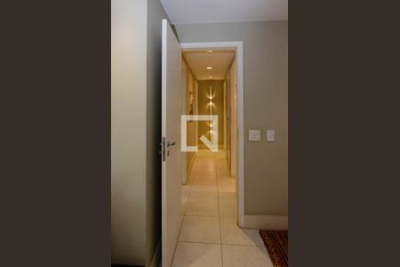 Apartamento à venda com 90m², 3 quartos e 1 vaga Apartamento à venda com 90m², 3 quartos e 1 vagaCorredor