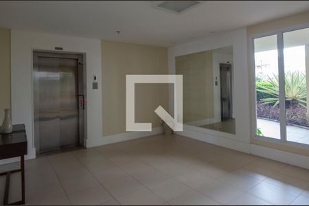 Apartamento à venda com 90m², 3 quartos e 1 vaga Apartamento à venda com 90m², 3 quartos e 1 vagaHall de entrada