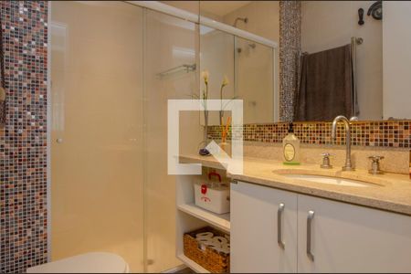 Apartamento à venda com 90m², 3 quartos e 1 vaga Apartamento à venda com 90m², 3 quartos e 1 vagaBanheiro social