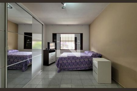 Casa à venda com 208m², 3 quartos e 3 vagasQuarto 2