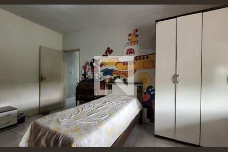 Quarto de casa à venda com 3 quartos, 208m² em Vila Curuca, Santo André