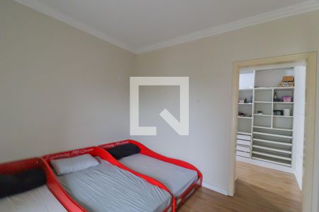 Casa à venda com 270m², 3 quartos e 4 vagas Casa à venda com 270m², 3 quartos e 4 vagasSuíte 1