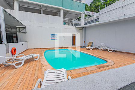 Apartamento para alugar com 54m², 2 quartos e 1 vaga Apartamento para alugar com 54m², 2 quartos e 1 vagaÁrea comum - Piscina