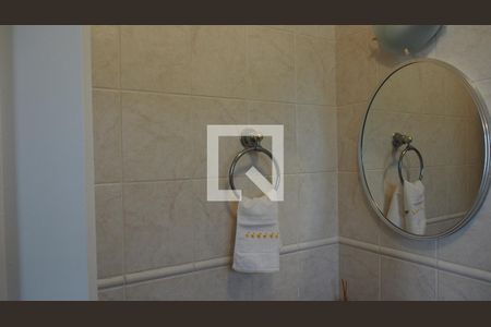 Casa à venda com 300m², 5 quartos e 4 vagasBanheiro da Suíte 5