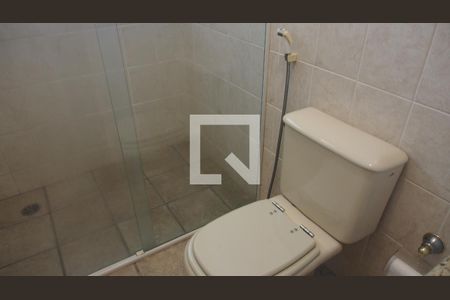 Casa à venda com 300m², 5 quartos e 4 vagasBanheiro da Suíte 4