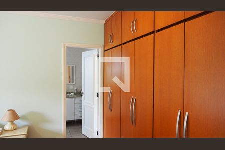 Casa à venda com 300m², 5 quartos e 4 vagasQuarto 2 - Suíte