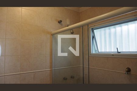 Casa à venda com 300m², 5 quartos e 4 vagasBanheiro da Suíte 5