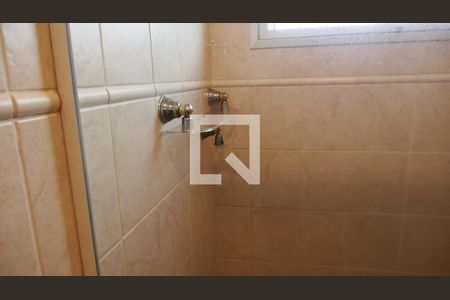 Casa à venda com 300m², 5 quartos e 4 vagasBanheiro da Suíte 4