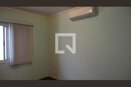 Casa à venda com 300m², 5 quartos e 4 vagasQuarto 4 - Suíte