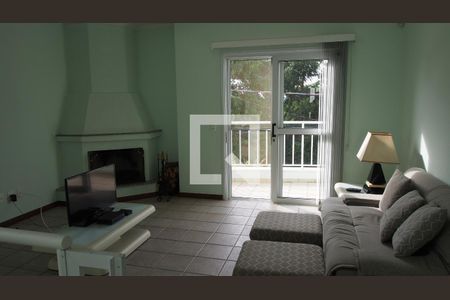 Casa à venda com 300m², 5 quartos e 4 vagasSala 2