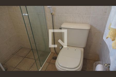 Casa à venda com 300m², 5 quartos e 4 vagasBanheiro da Suíte 3