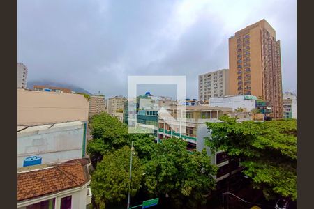 Varanda vista de apartamento para alugar com 1 quarto, 41m² em Leblon, Rio de Janeiro