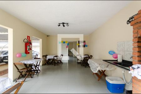 Apartamento para alugar com 100m², 2 quartos e 1 vagaÁrea comum