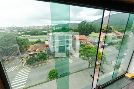 Apartamento para alugar com 100m², 2 quartos e 1 vagaÁrea de Serviço