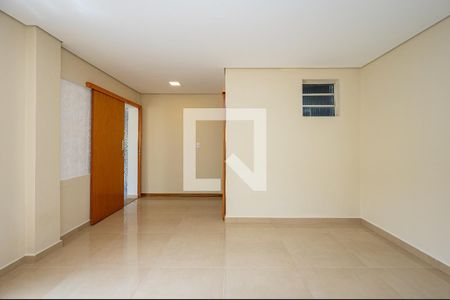 Sala de casa para alugar com 1 quarto, 80m² em Vila Santa Catarina, São Paulo