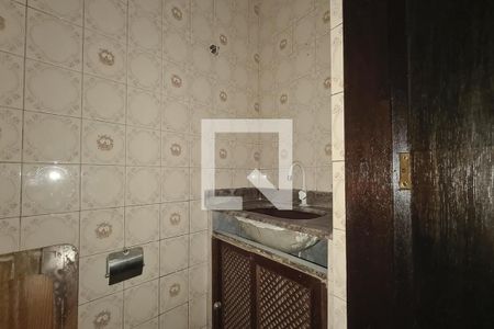 Casa de condomínio à venda com 300m², 5 quartos e 2 vagas Casa de condomínio à venda com 300m², 5 quartos e 2 vagasLavabo