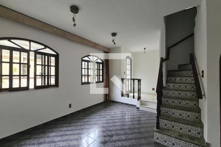Sala de casa de condomínio à venda com 5 quartos, 300m² em Engenho Novo, Rio de Janeiro
