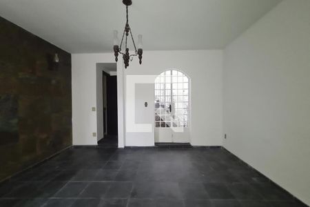 Casa de condomínio à venda com 300m², 5 quartos e 2 vagas Casa de condomínio à venda com 300m², 5 quartos e 2 vagasCopa