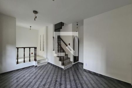 Sala de casa de condomínio à venda com 5 quartos, 300m² em Engenho Novo, Rio de Janeiro