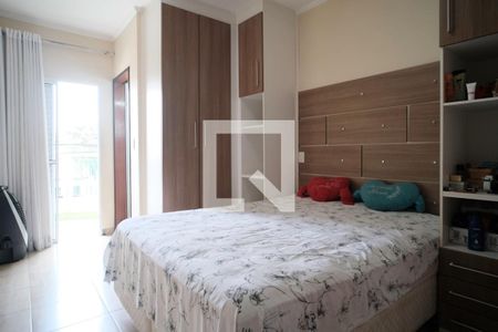 Casa para alugar com 107m², 3 quartos e 3 vagasSuíte 3