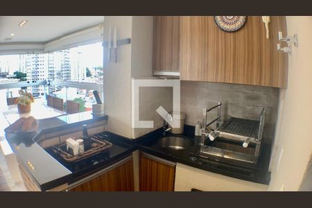 Apartamento à venda com 127m², 4 quartos e 2 vagasChurrasqueira