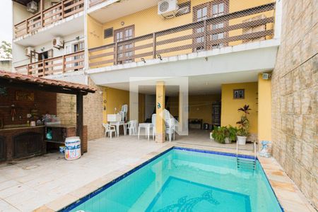 Casa de condomínio à venda com 400m², 3 quartos e 1 vagaÁrea Externa