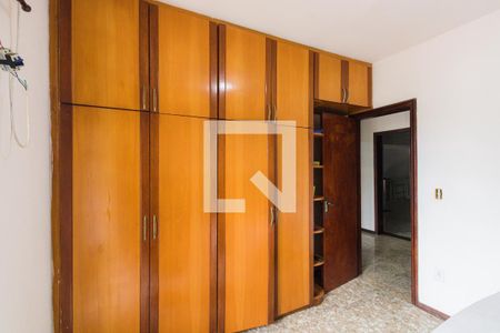Casa de condomínio à venda com 400m², 3 quartos e 1 vagaQuarto 2