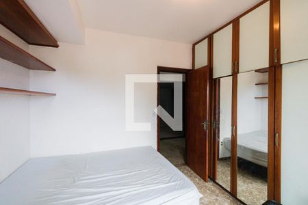 Casa de condomínio à venda com 400m², 3 quartos e 1 vagaQuarto 1